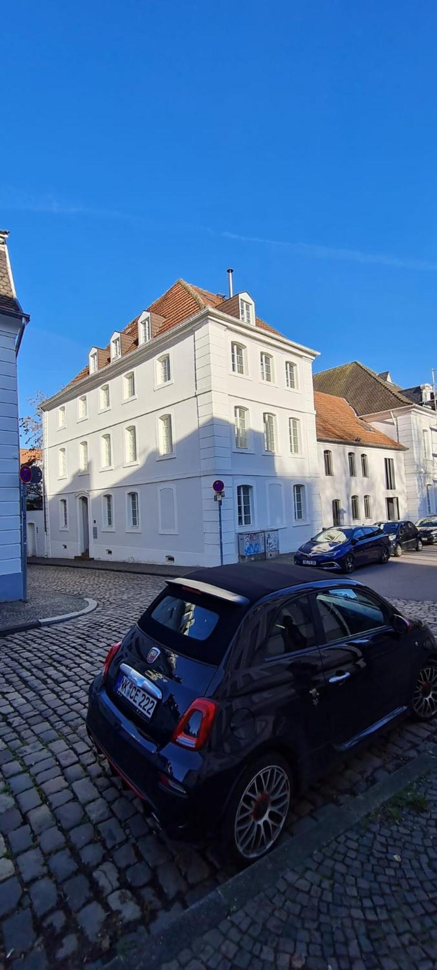 Apartment Am Schloss - Charme Saarbrücken Exteriör bild